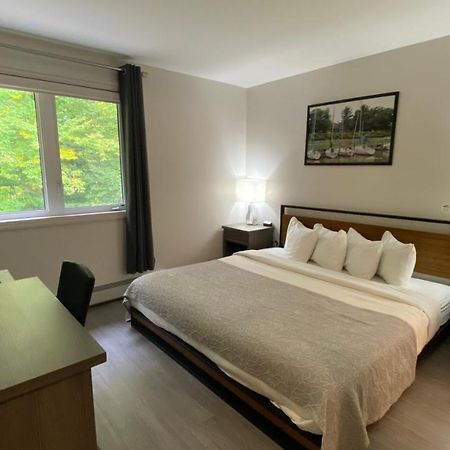 Amber Hotel 格兰湾 外观 照片