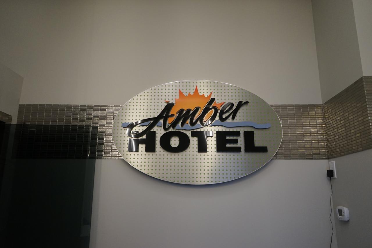 Amber Hotel 格兰湾 外观 照片